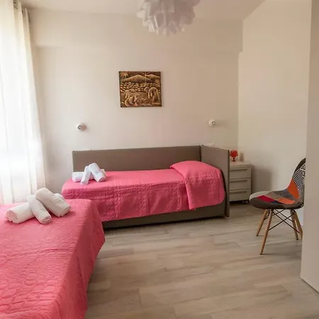 Daire Casa Rosa Dei Venti *
