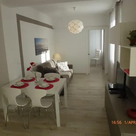 Casa Rosa Dei Venti Apartment *